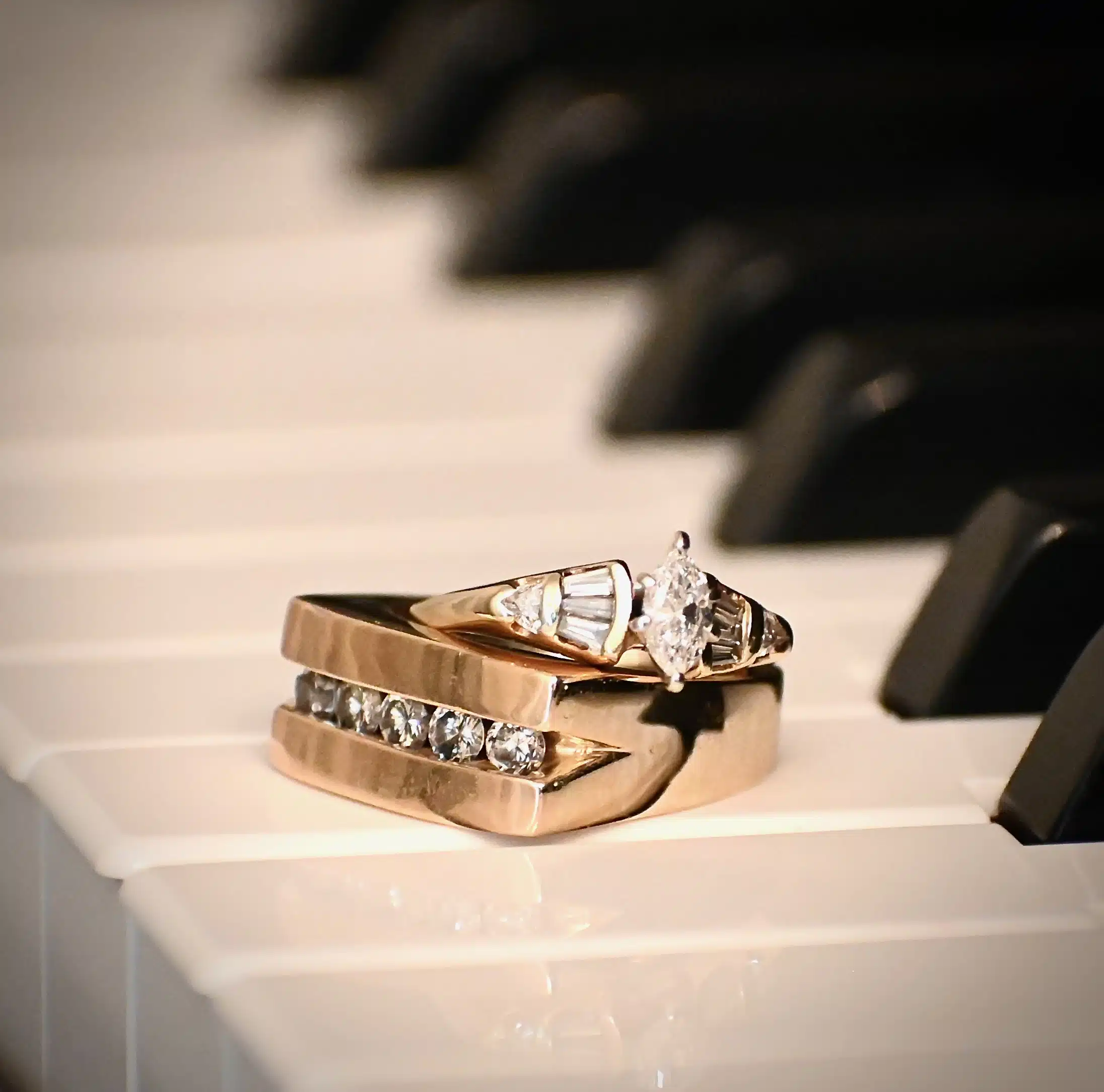 Just Got Engaged? Here’s When to Book Your Wedding Pianist (And Why It Matters)
