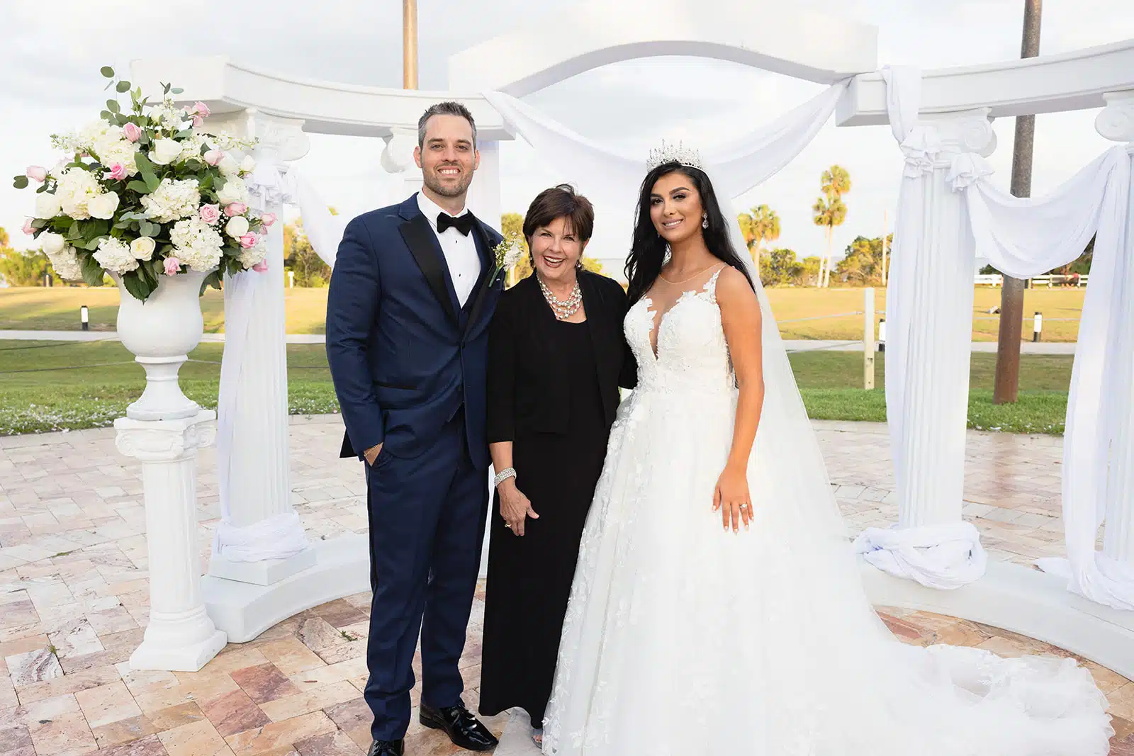 How to Choose a Wedding Pianist in Tampa Bay (What Every Couple Should Know)